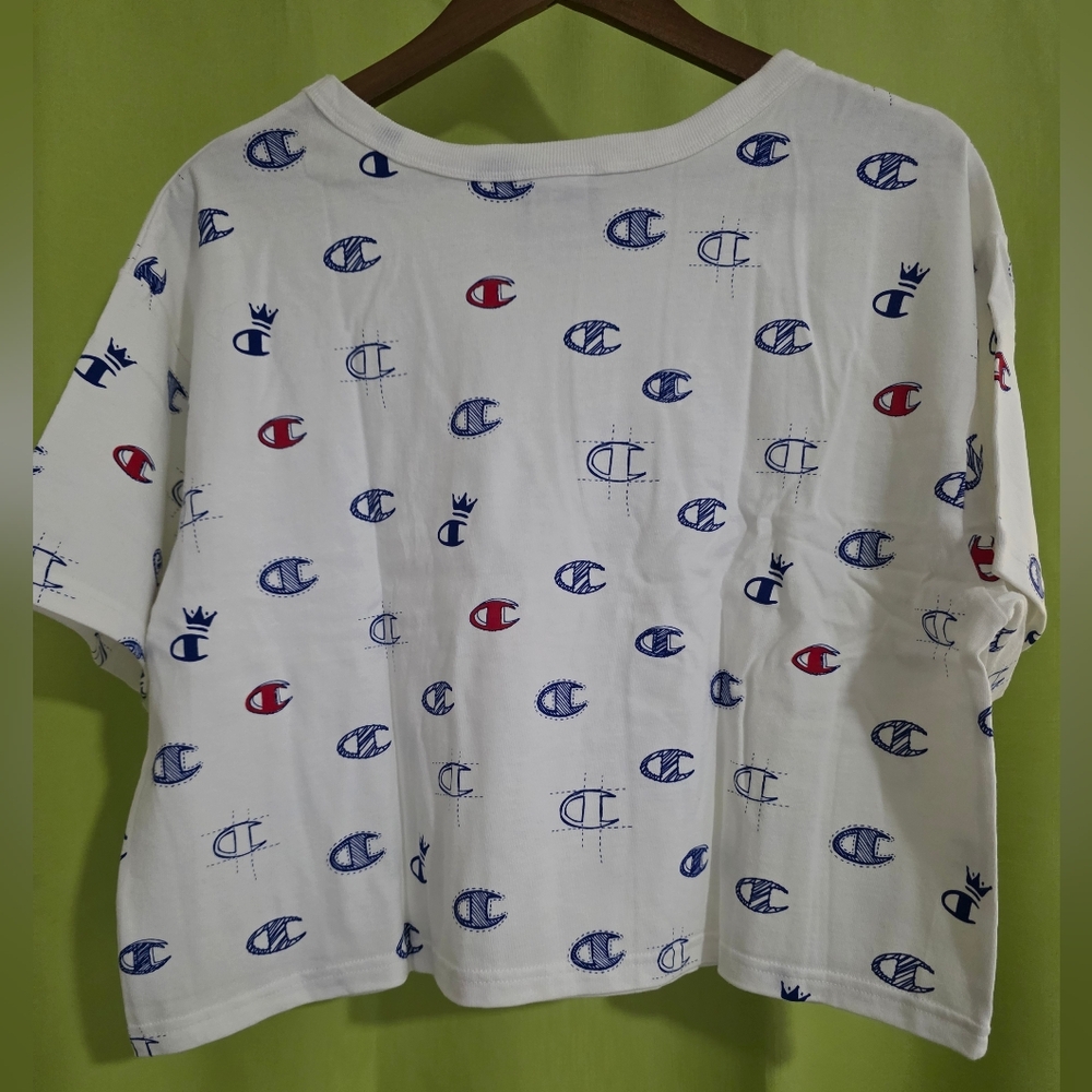 Champion Graphic Logo Cropped T-shirt - Picture 4 of 11